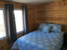 Load image into Gallery viewer, Red Roof Hotel Trailer